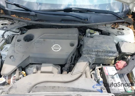 2015 Nissan Altima 2.5 S из США, поврежденный, VIN 1N4AL3AP7FC271756